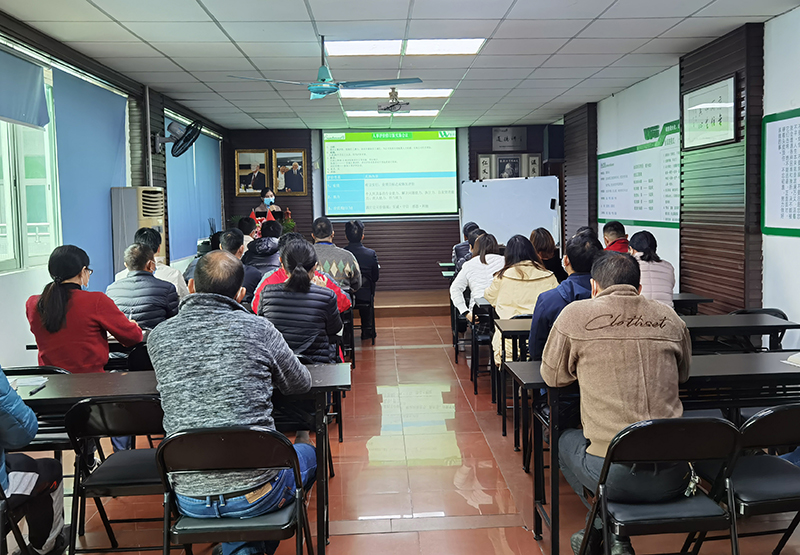 彩妝包包材廠家是如何進(jìn)行人事評定的